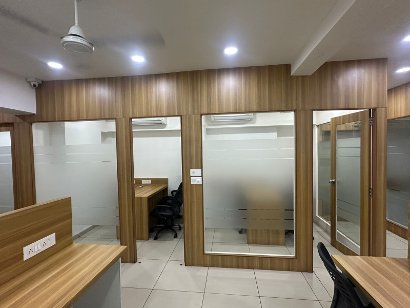  1000 Sq.ft. Office Space for Rent in Alkapuri, Vadodara
