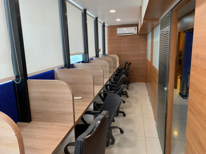  1250 Sq.ft. Office Space for Rent in Old Padra Road, Vadodara