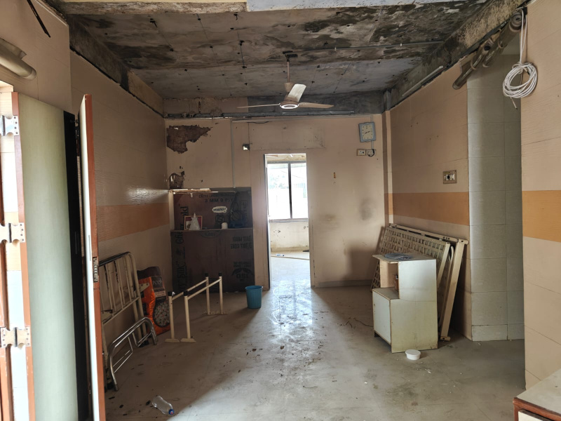  3300 Sq.ft. Office Space for Sale in Hari Nagar, Vadodara