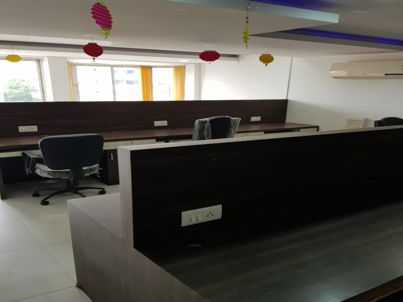  1500 Sq.ft. Warehouse for Sale in Alkapuri, Vadodara