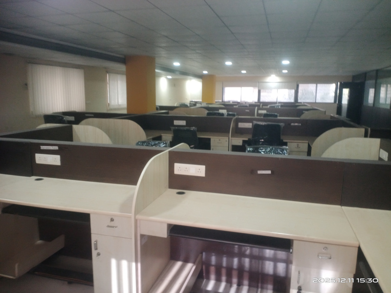  3400 Sq.ft. Office Space for Rent in Alkapuri, Vadodara