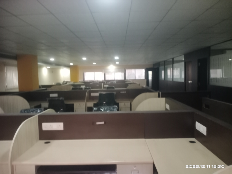  3400 Sq.ft. Office Space for Rent in Alkapuri, Vadodara