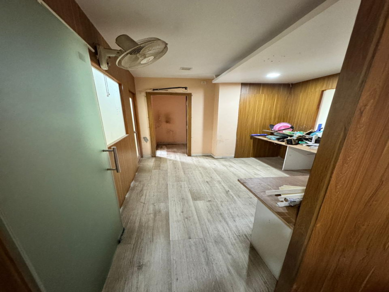  4000 Sq.ft. Office Space for Rent in Alkapuri, Vadodara