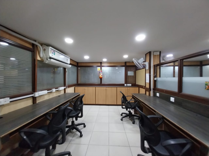  4200 Sq.ft. Office Space for Rent in Alkapuri, Vadodara