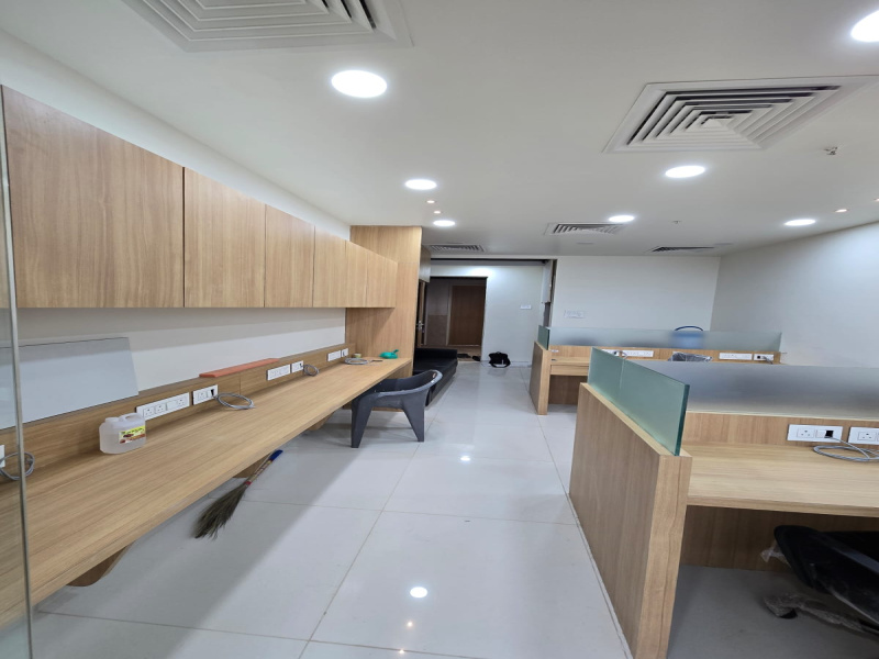  475 Sq.ft. Office Space for Rent in Alkapuri, Vadodara