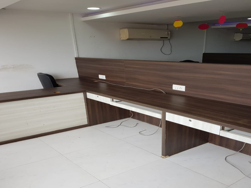  1350 Sq.ft. Office Space for Rent in Alkapuri, Vadodara