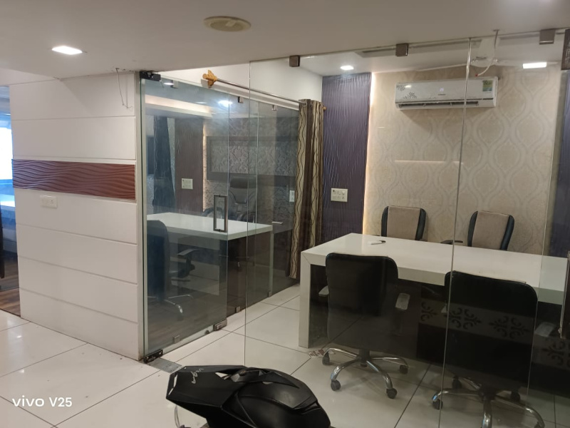 550 Sq.ft. Office Space for Rent in Sayajigunj, Vadodara