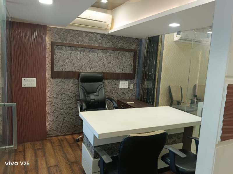  550 Sq.ft. Office Space for Rent in Sayajigunj, Vadodara