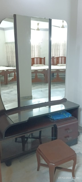 4 BHK 2500 Sq.ft. Apartment for Rent in Alkapuri, Vadodara