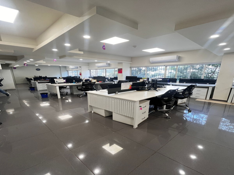  3800 Sq.ft. Office Space for Rent in Alkapuri, Vadodara