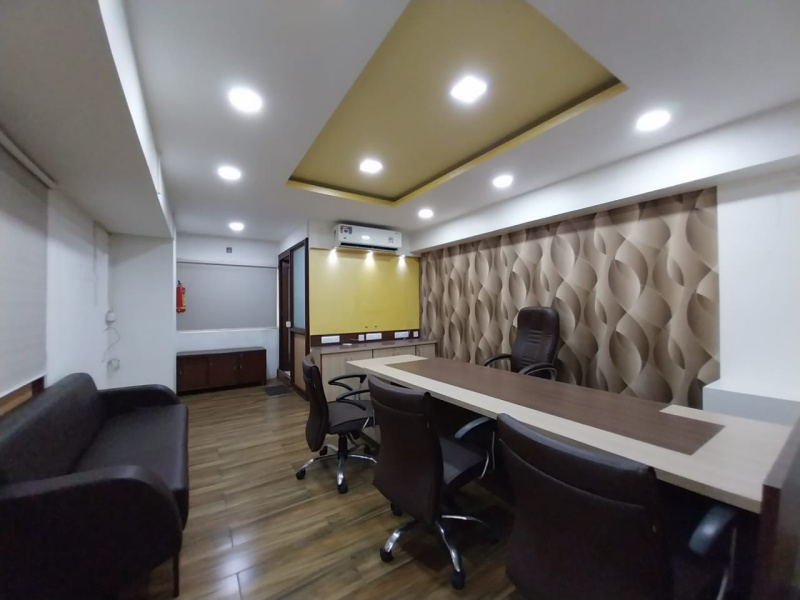  3900 Sq.ft. Office Space for Rent in Alkapuri, Vadodara