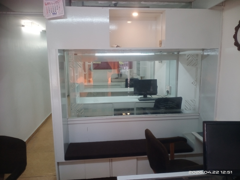  350 Sq.ft. Office Space for Sale in Sayajigunj, Vadodara