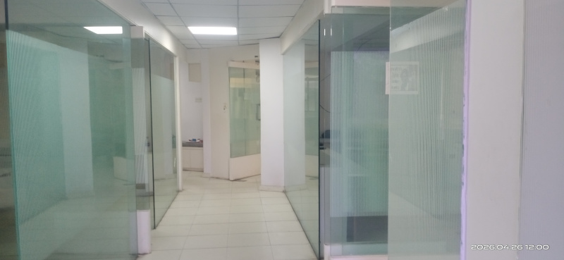  2400 Sq.ft. Office Space for Rent in Sayajigunj, Vadodara