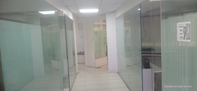  2400 Sq.ft. Office Space for Rent in Sayajigunj, Vadodara