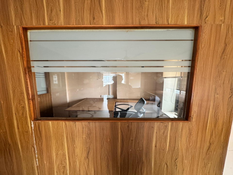  2500 Sq.ft. Business Center for Rent in Alkapuri, Vadodara