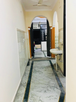 2 BHK Builder Floor for Sale in New Mahavir Nagar, Janakpuri, Delhi