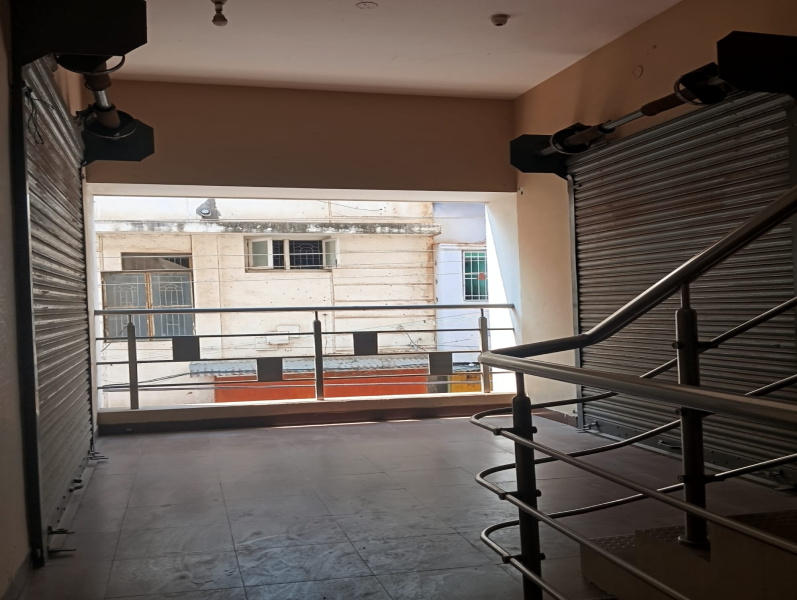  1200 Sq.ft. Commercial Shop for Rent in Town Hall Road, Madurai