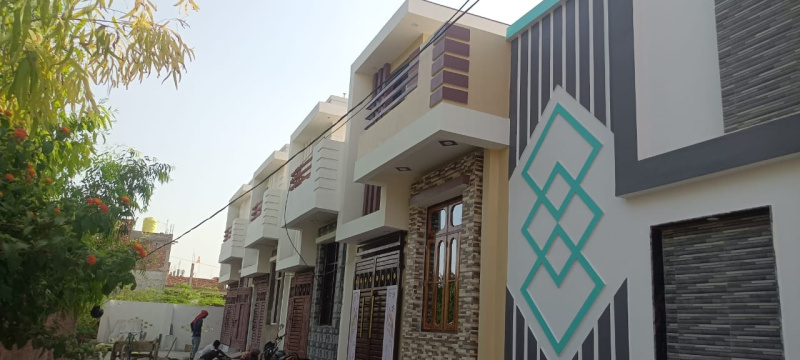 5 BHK House 1000 Sq.ft. for Sale in Agra Express Highway, Lucknow