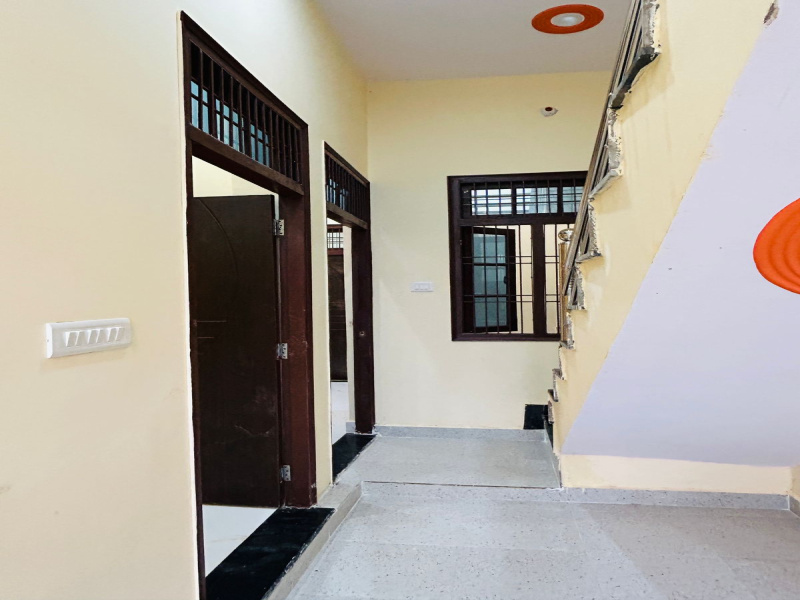 2 BHK 1000 Sq.ft. House for Sale in Mohan Road, Lucknow
