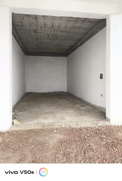  300 Sq.ft. Commercial Shop for Sale in Jewar, Gautam Buddha Nagar