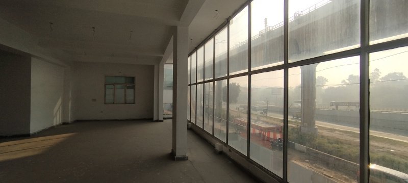  Showroom 5000 Sq.ft. for Rent in Site 4 Sahibabad, Ghaziabad