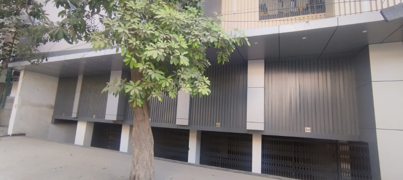  Commercial Shop 300 Sq.ft. for Sale in Shakti Khand 2, Indirapuram, Ghaziabad