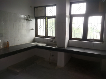 3.5 BHK Flat for Sale in Hazratganj, Lucknow