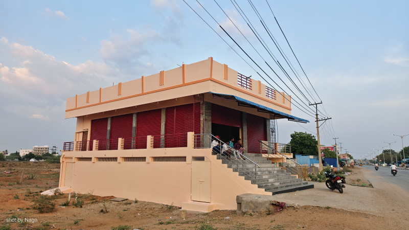  Commercial Shop 3900 Sq.ft. for Sale in Uravakonda, Anantapur