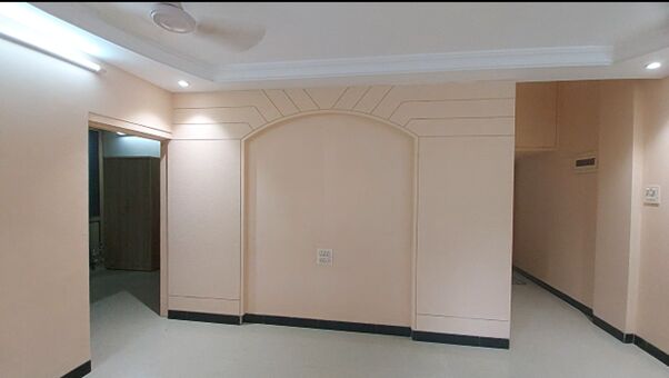 2 BHK Apartment 700 Sq.ft. for Sale in Girgaon, Mumbai