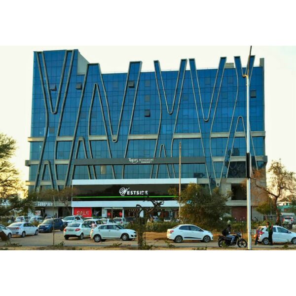  Office Space 1000 Sq.ft. for Sale in Gandhinagar Road, Ahmedabad