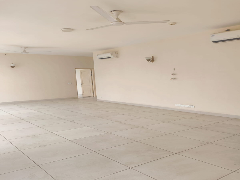 2 BHK Apartment 1590 Sq.ft. for Sale in Jaypee Greens, Greater Noida
