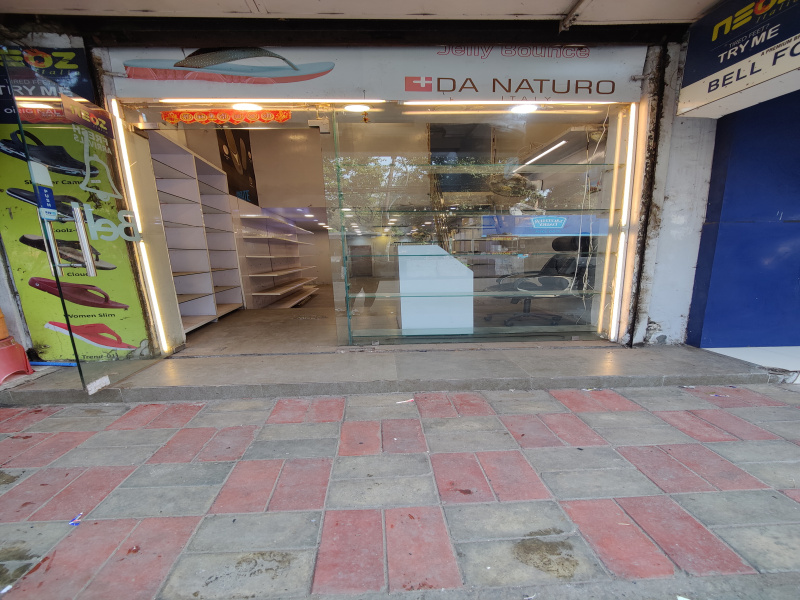  Showroom 1100 Sq.ft. for Rent in Block F Kamla Nagar, Delhi