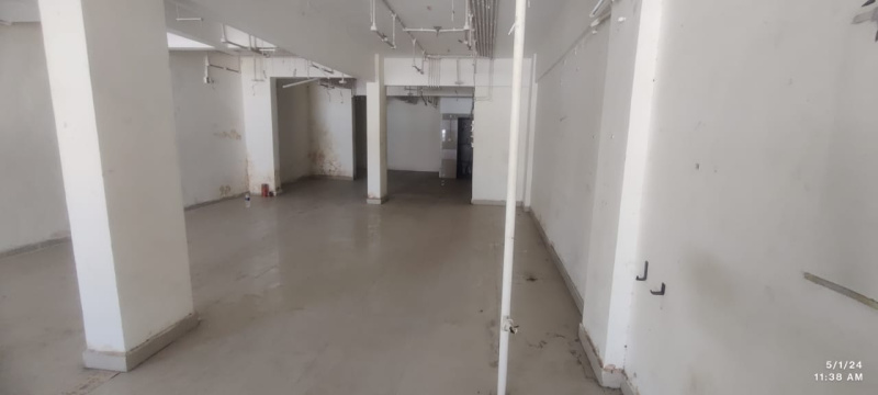  1500 Sq.ft. Commercial Shop for Rent in Kalyan West, Thane