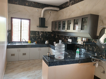 2 BHK House for Sale in Vadapalanji Village, Madurai