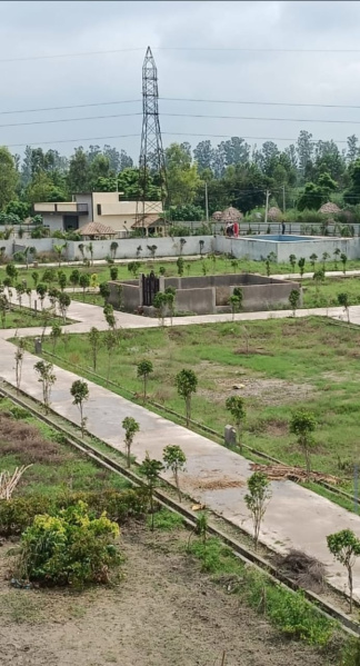  Commercial Land 100 Sq. Yards for Sale in Garh Mukheshwar, Ghaziabad