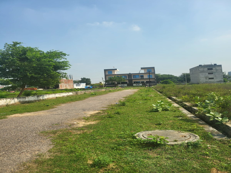  Residential Plot 100 Sq. Yards for Sale in Lal Kuan, Ghaziabad