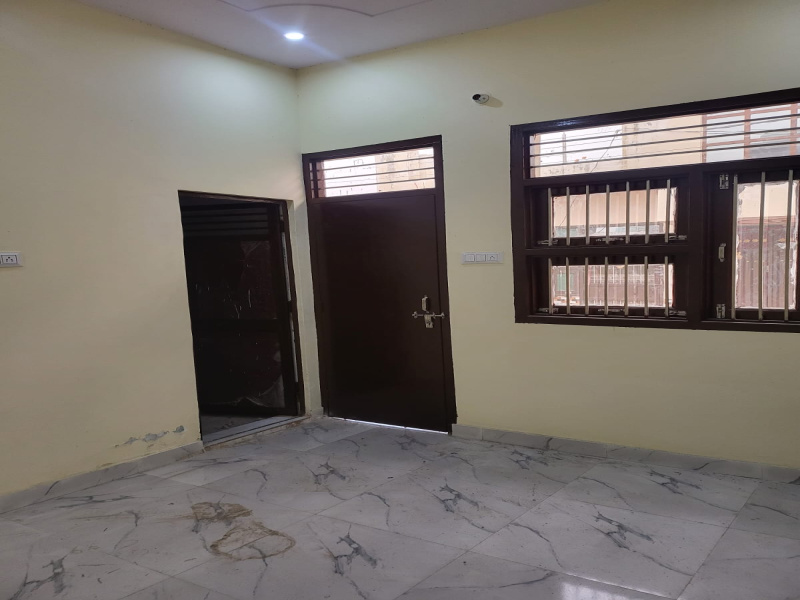 2 BHK House 800 Sq.ft. for Sale in G. T. Road, Ghaziabad