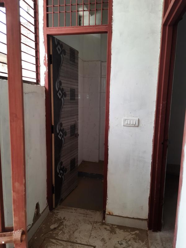 2 BHK House 850 Sq.ft. for Sale in Lal Kuan, Ghaziabad