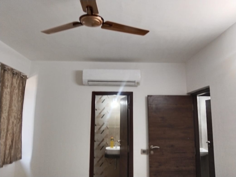 3 BHK Apartment 1305 Sq.ft. for Rent in Sargaasan, Gandhinagar