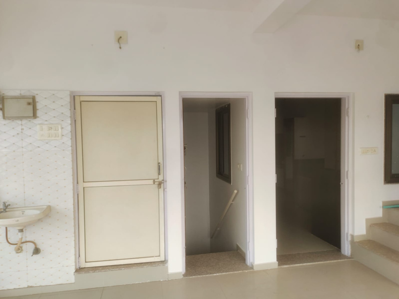 1 BHK House 600 Sq.ft. for Rent in Kudasan, Gandhinagar