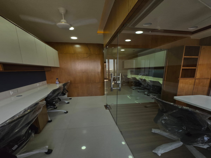  Office Space 600 Sq.ft. for Rent in Kudasan, Gandhinagar