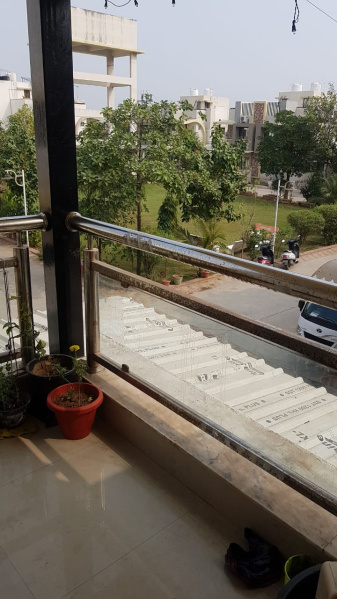 3 BHK House 2200 Sq.ft. for Rent in Vavol, Gandhinagar
