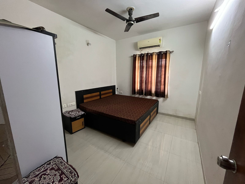2 BHK Apartment 1050 Sq.ft. for Rent in Randesan, Gandhinagar
