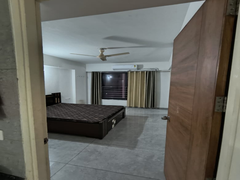 3 BHK 1845 Sq.ft. Apartment for Rent in Sargaasan, Gandhinagar