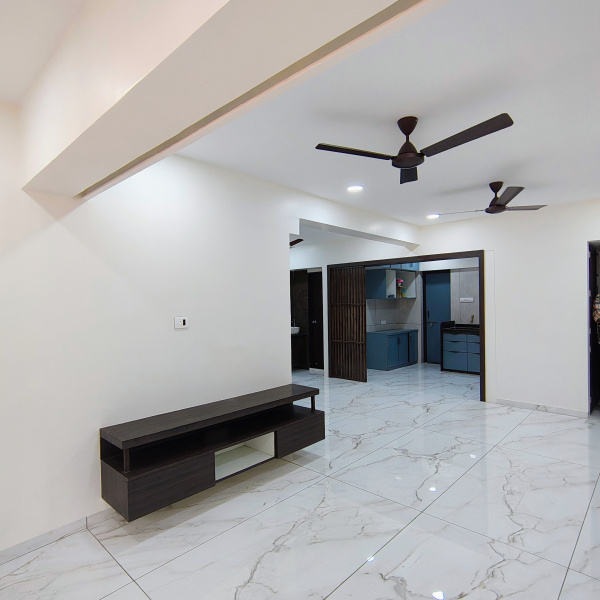 3 BHK Apartment 1600 Sq.ft. for Sale in Piplod, Surat