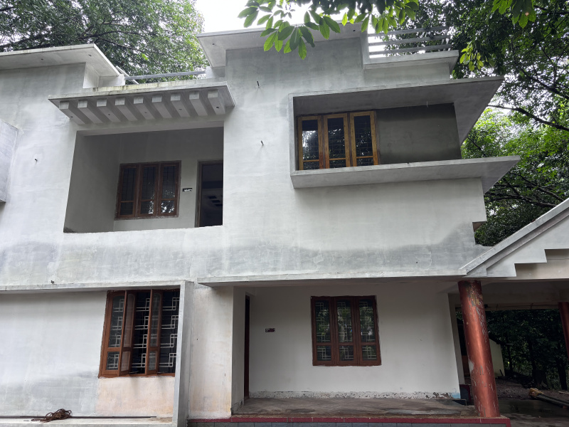 4 BHK House 1800 Sq.ft. for Sale in Adoor, Pathanamthitta