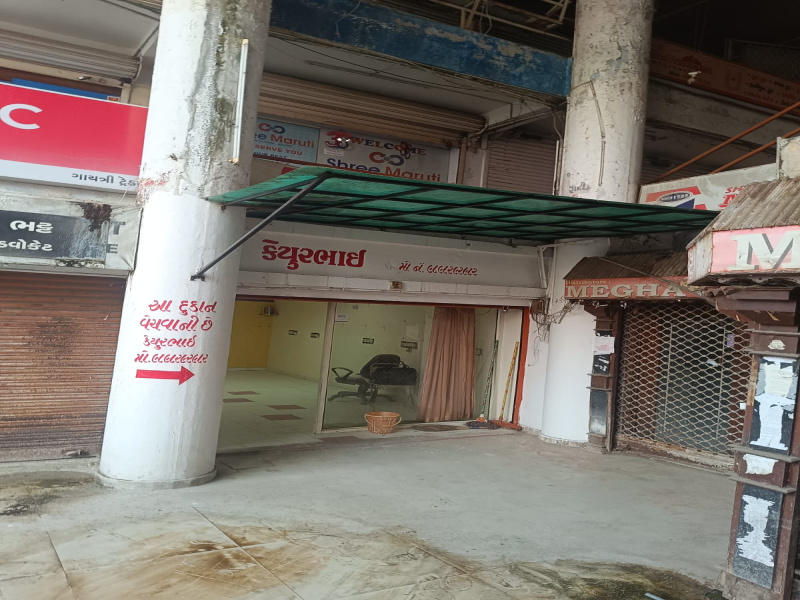  Office Space 202 Sq.ft. for Sale in Shivranjani, Ahmedabad