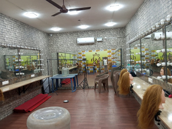  Commercial Shop for Rent in Virugambakkam, Chennai
