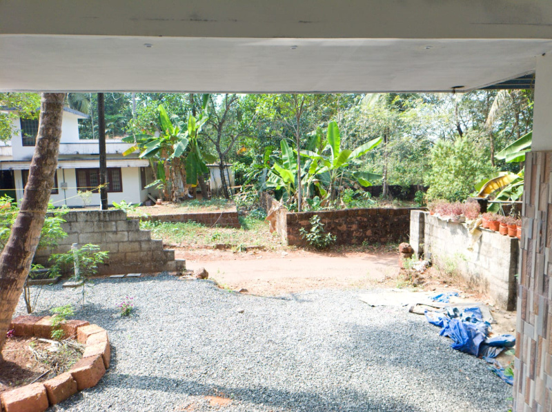 4 BHK House 1700 Sq.ft. for Sale in Thenhipalam, Malappuram