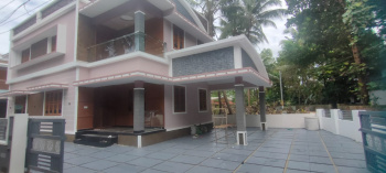 5 BHK House for Sale in Ayanthole, Thrissur